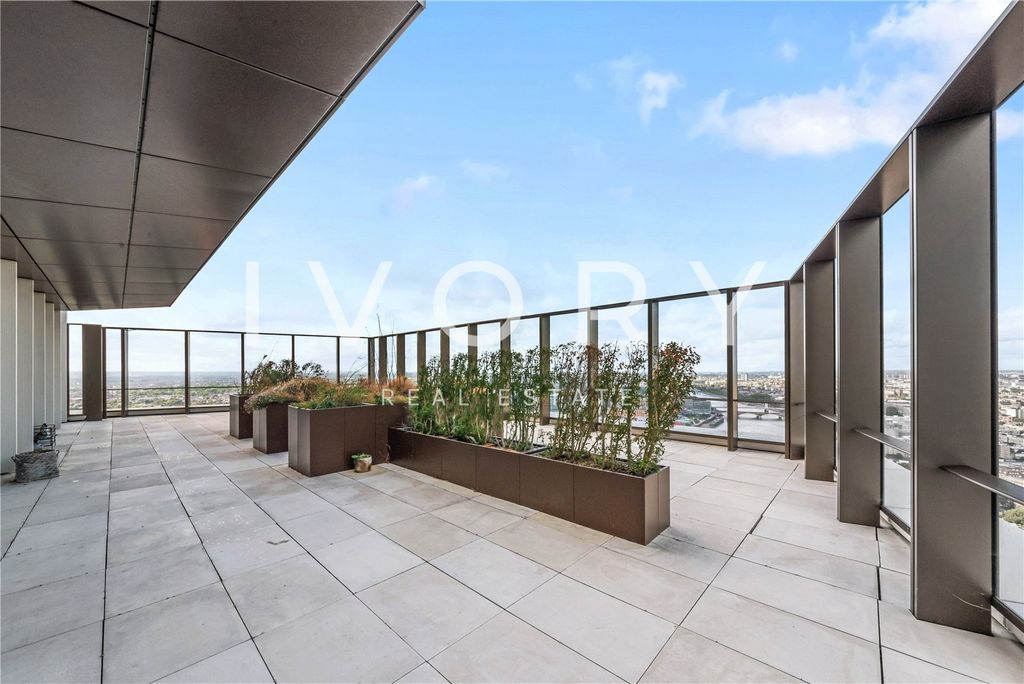 Property photo 3 of 46 Picture No. 01