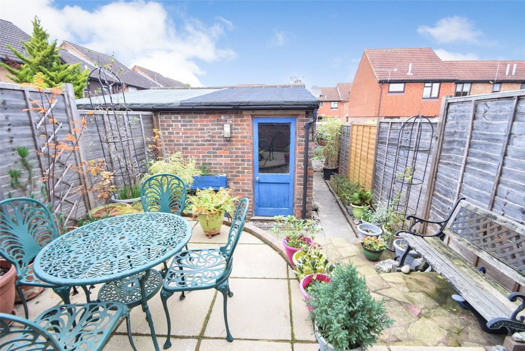 Property photo 3 of 12 Picture No. 17