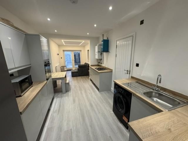 Property photo 1 of 17 893d2d7A-E070-41d4-9B9E-E45Dfd267d22.Jpg