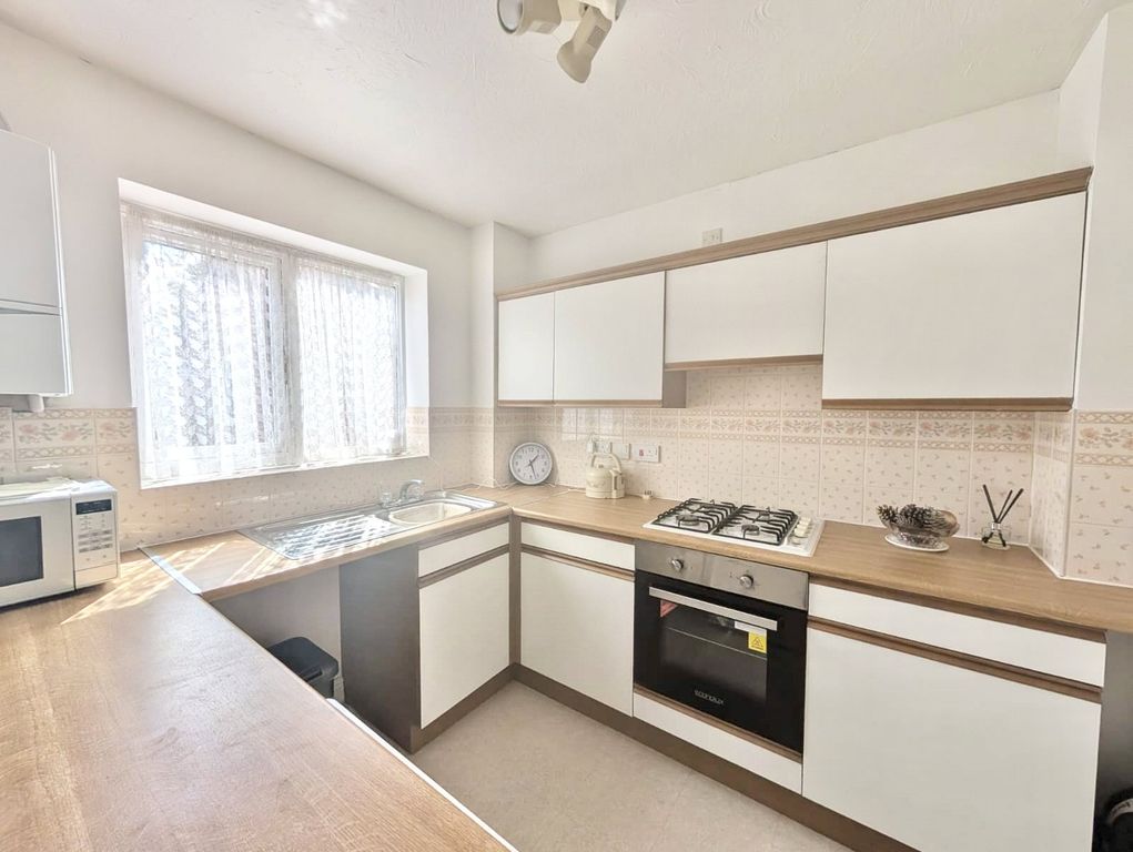 Property photo 2 of 13 Picture No. 08