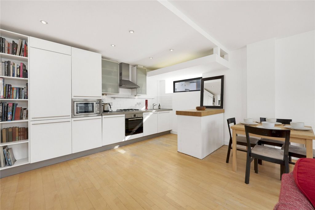Property photo 1 of 18 Picture No. 32