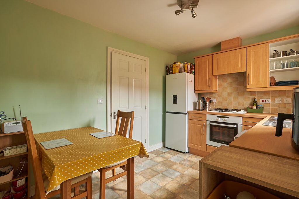 Property photo 2 of 14 Kitchen