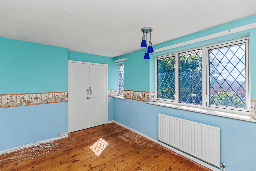 Property photo 2 of 18 68 Loughshaw, Wilnecote, Tamworth B77 4Lz