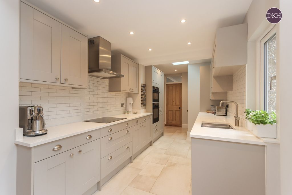 Property photo 3 of 21 Picture No. 10