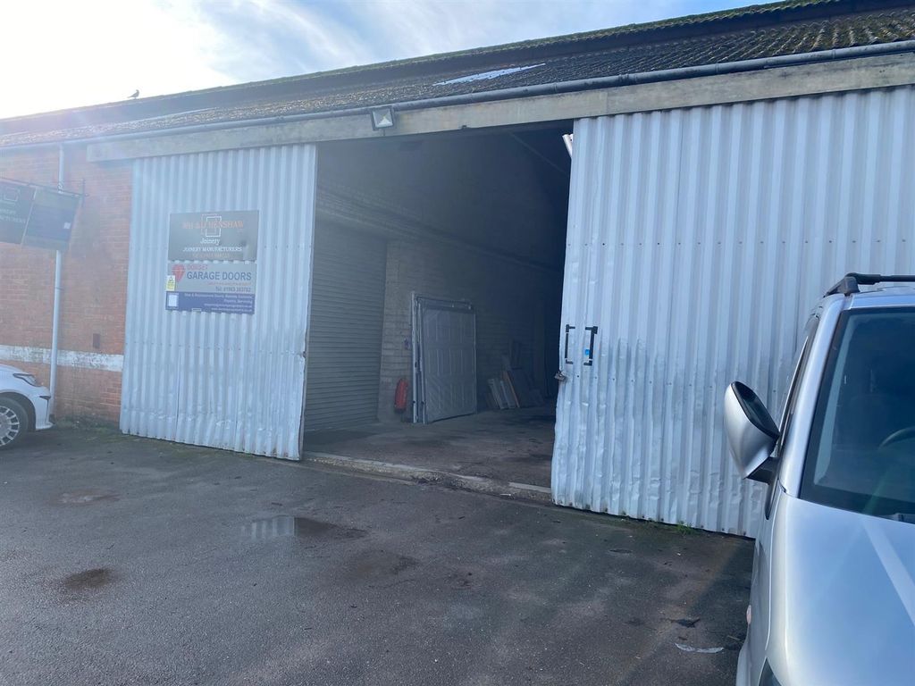 Property photo 2 of 5 External 2.Jpg