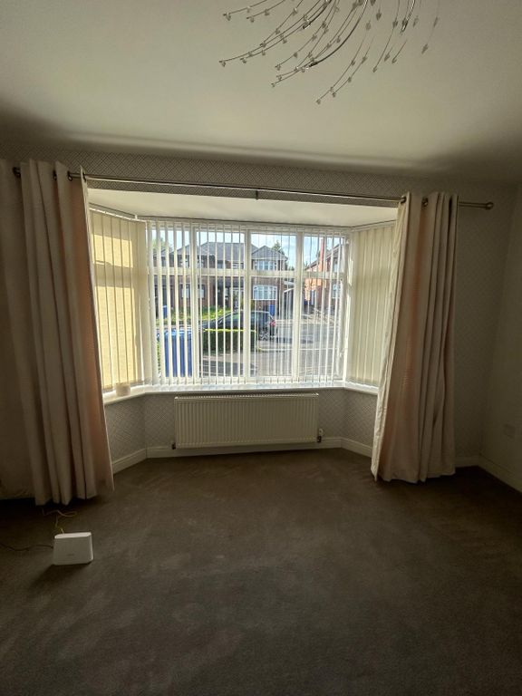 Property photo 3 of 27