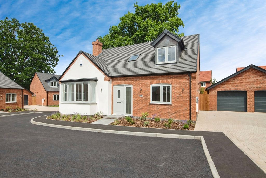 Property photo 2 of 16