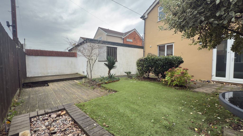 Property photo 3 of 30 Img_E7054