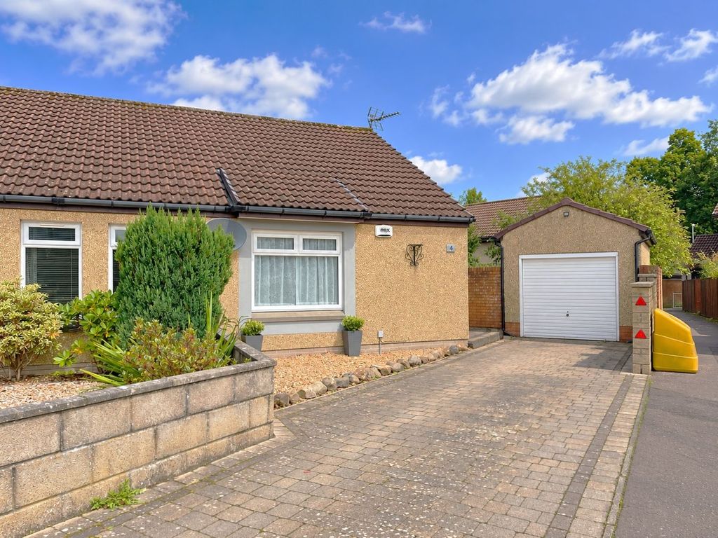 Property photo 1 of 30