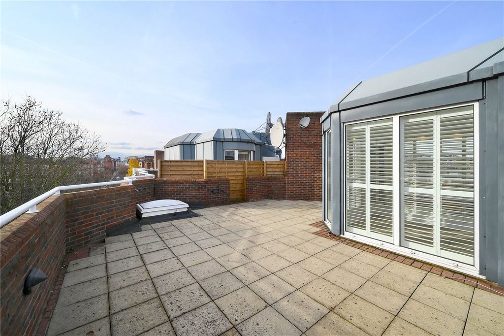 Property photo 3 of 10 Picture No. 08