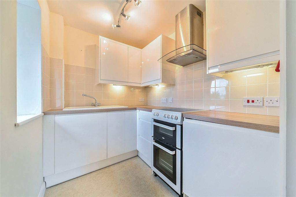 Property photo 3 of 13 Picture No. 05