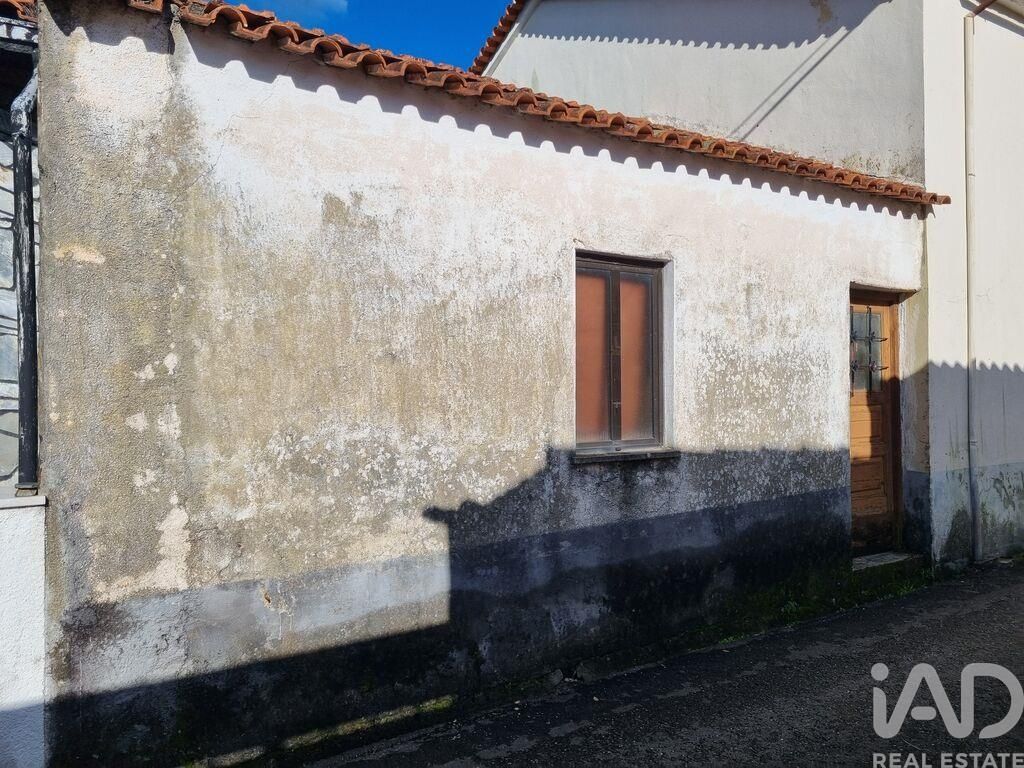 Property photo 3 of 38