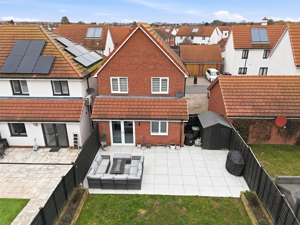 Property photo 2 of 20 Picture No. 04