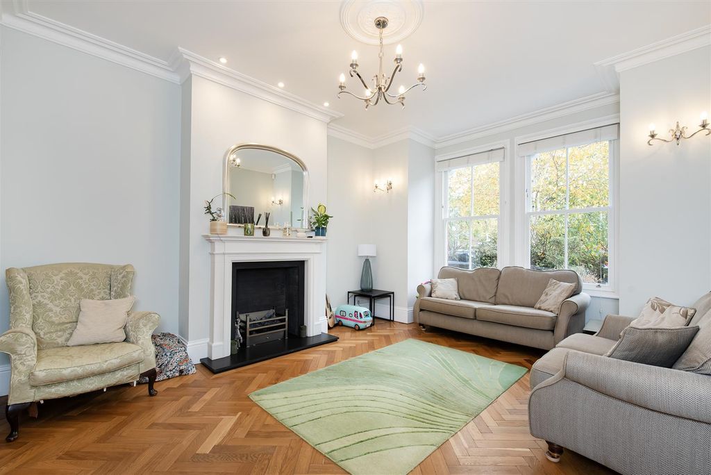 Property photo 3 of 25 Helliwell &amp; Co