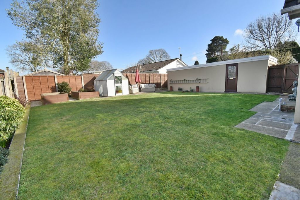 Property photo 3 of 22