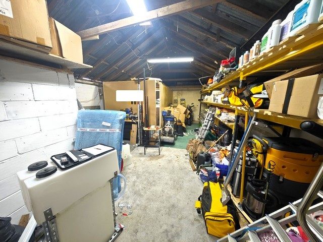 Property photo 3 of 4
