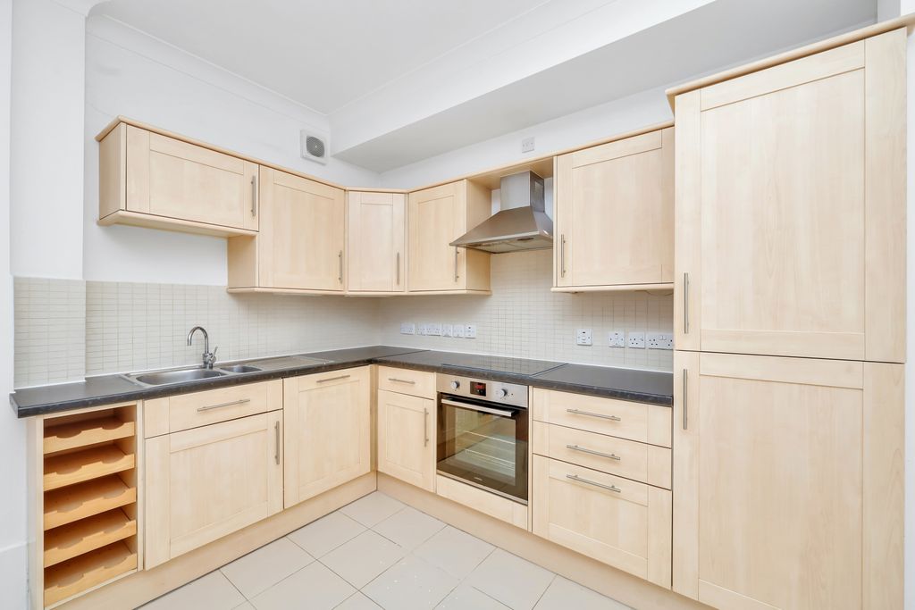 Property photo 2 of 11 Picture No. 02