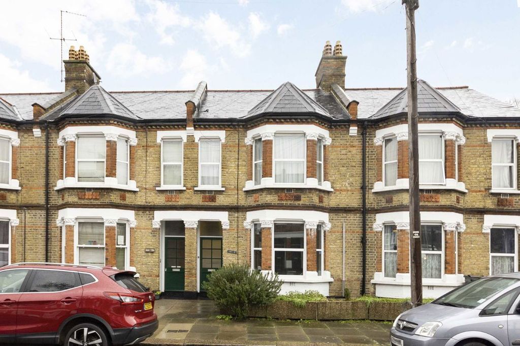 Property photo 1 of 4