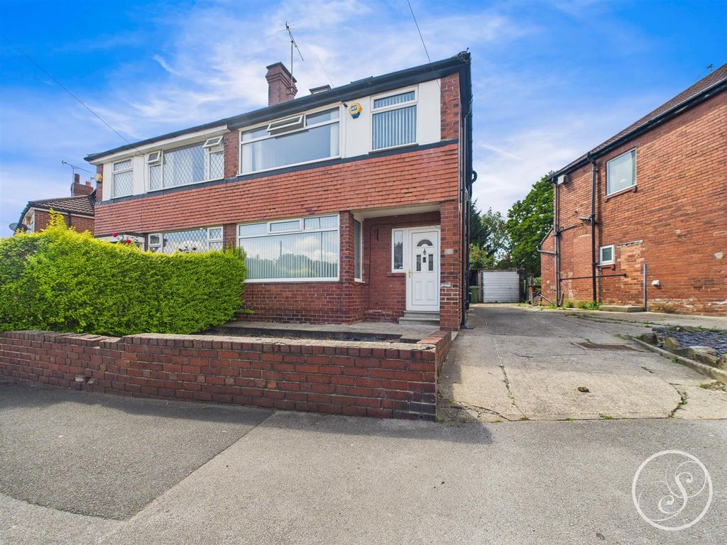 Property photo 1 of 18