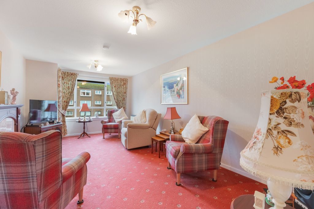 Property photo 3 of 15