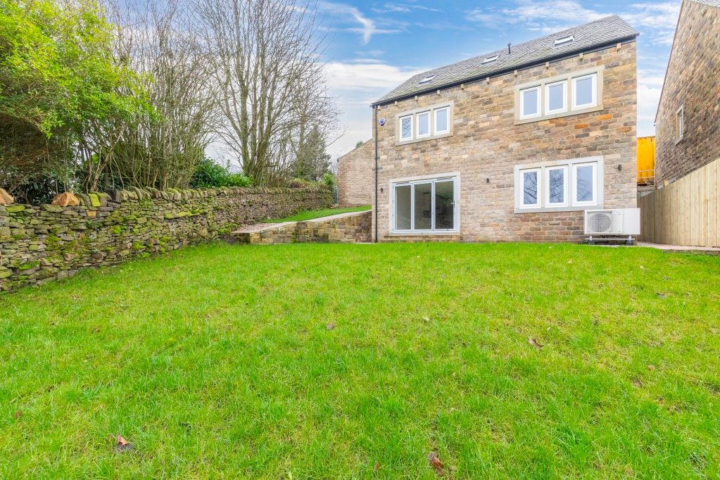 Property photo 1 of 28 External