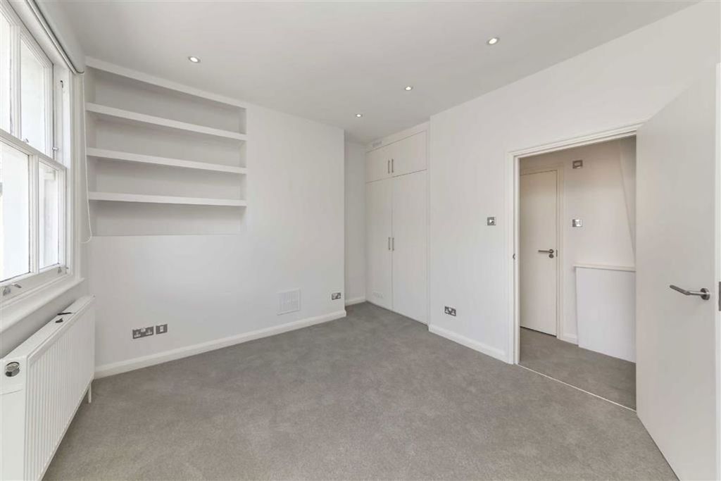 Property photo 3 of 4