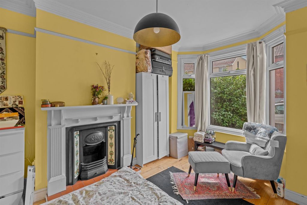 Property photo 2 of 19 Whitehallrd-008.Jpg