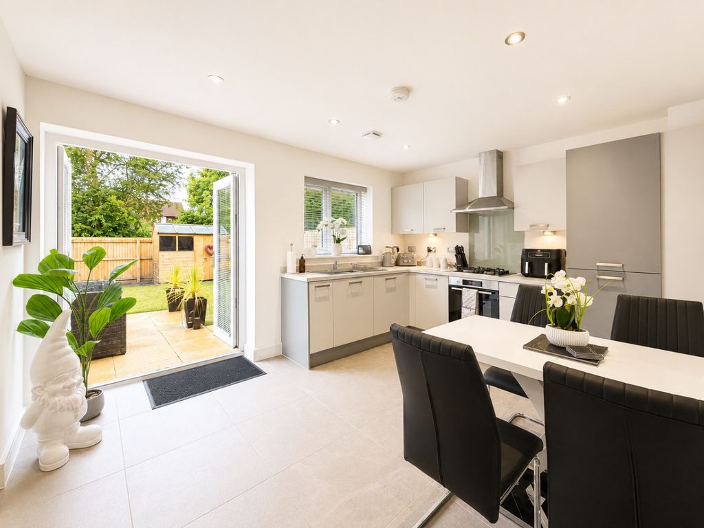 Property photo 2 of 20 5340422