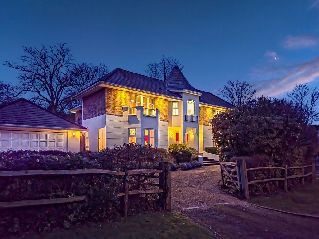 Additional image 2 of 4 bed detached house for saleBrassey Hill, Oxted RH8