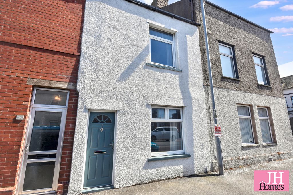 Property photo 1 of 16