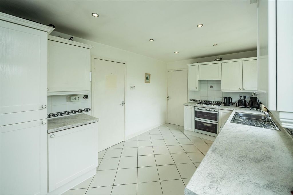 Additional image 14 of 3 bed detached bungalow for saleVine Close, Clifton, Brighouse HD6