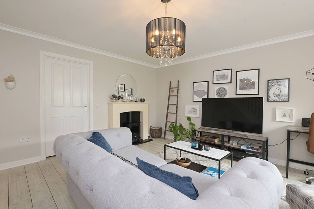 Property photo 2 of 26