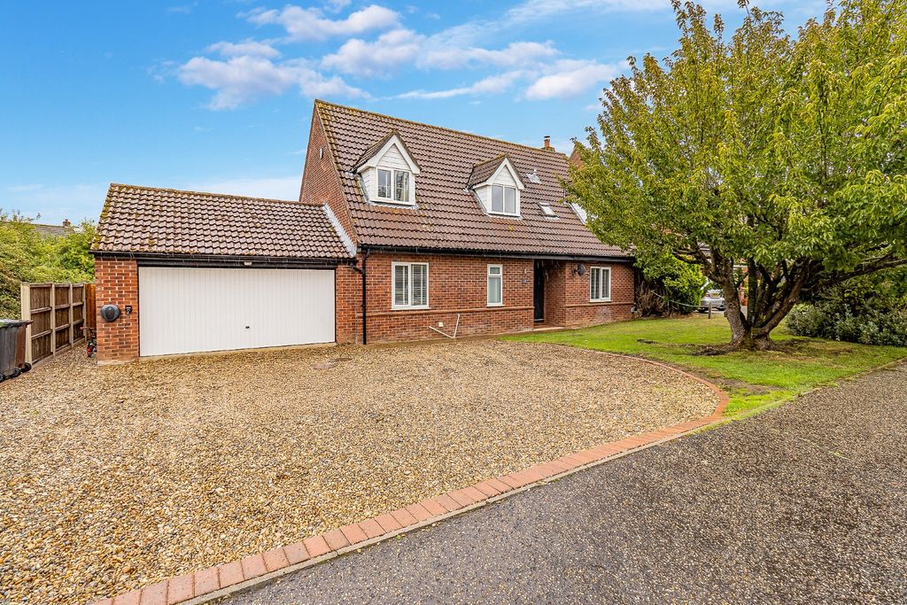 Property photo 1 of 29 5490703
