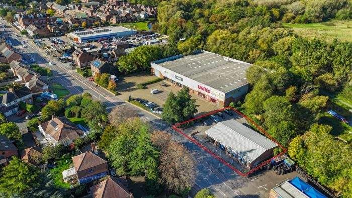 Property photo 2 of 11