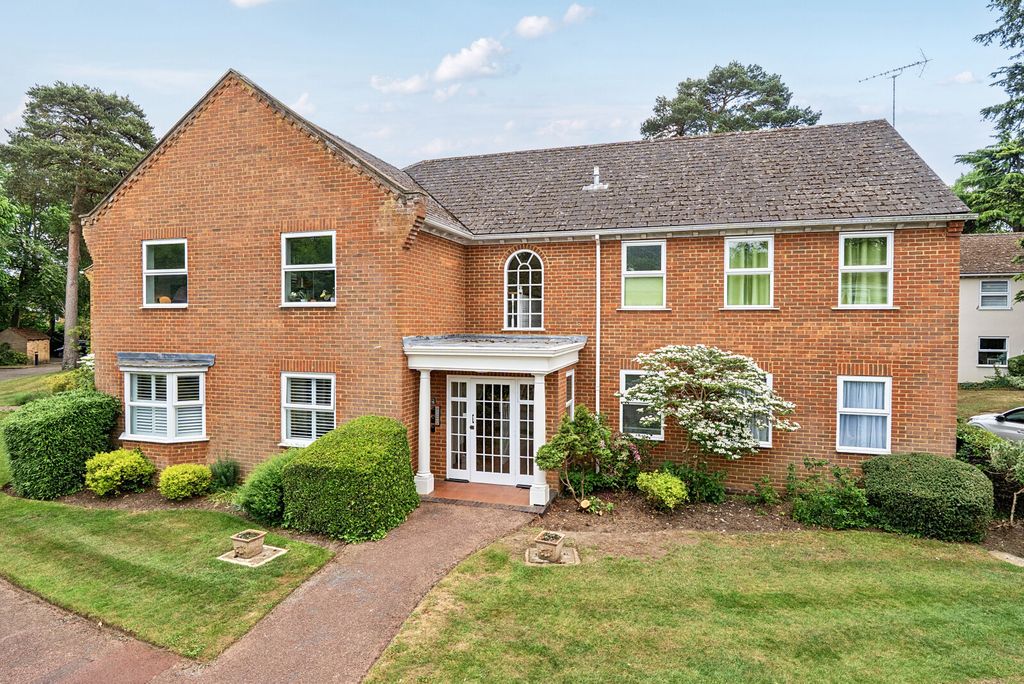 Property photo 1 of 16 1-69Fc9362Ddce7-1...