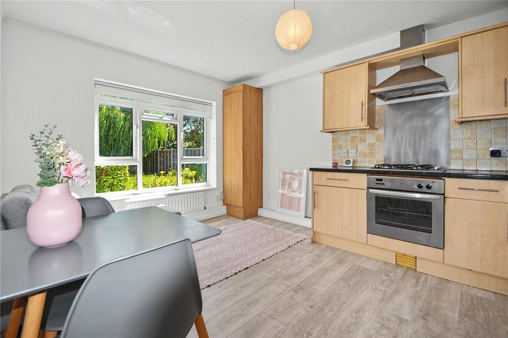 Property photo 3 of 14 Picture No. 18