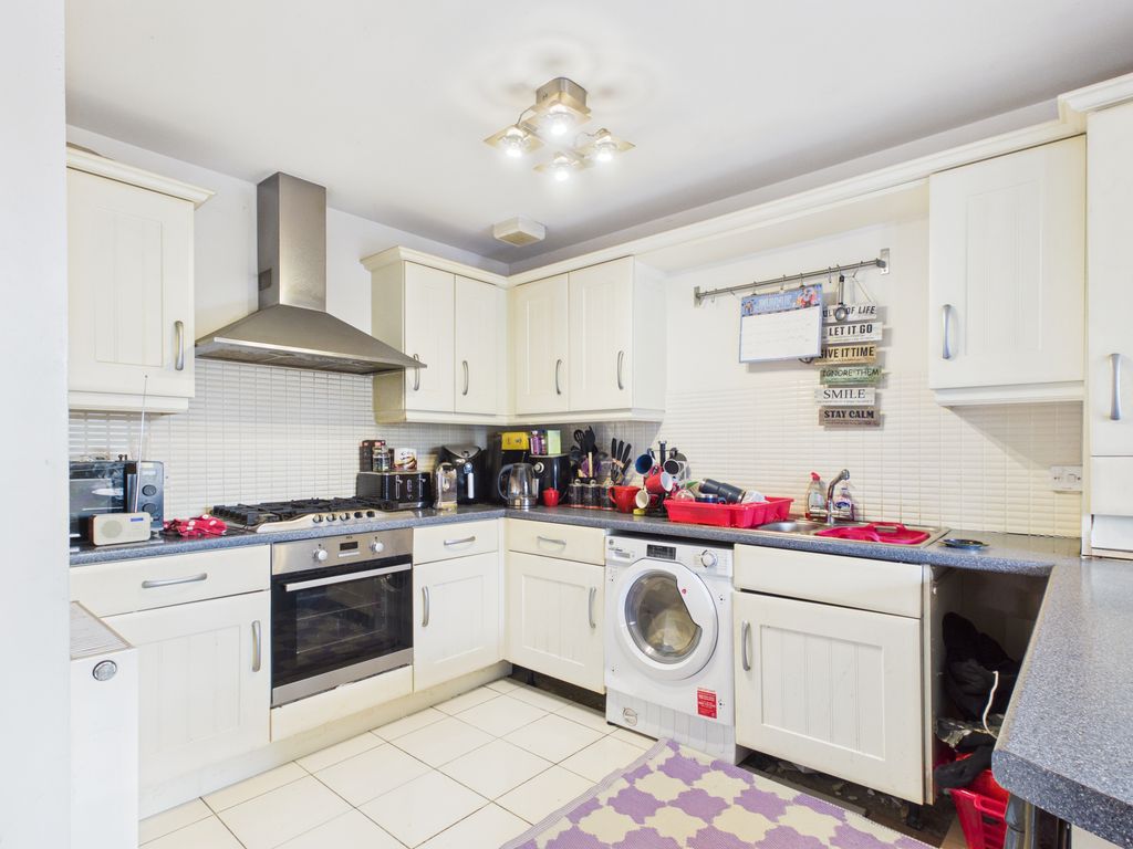 Additional image 13 of 2 bed flat for saleOakburn Walk, Jamestown, Alexandria G83
