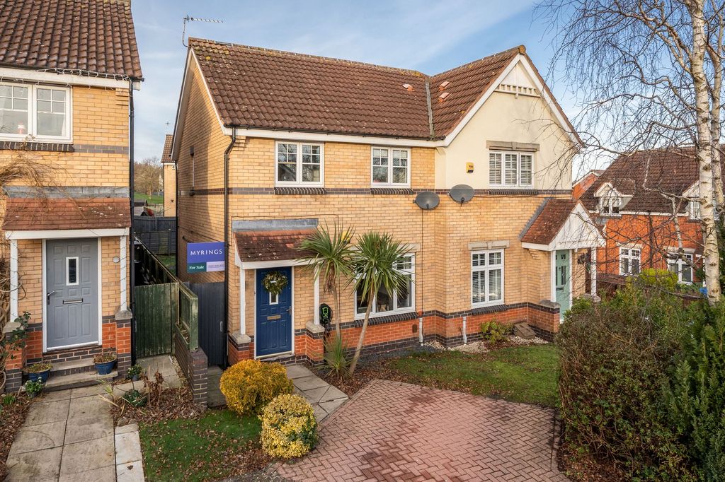 Property photo 1 of 18