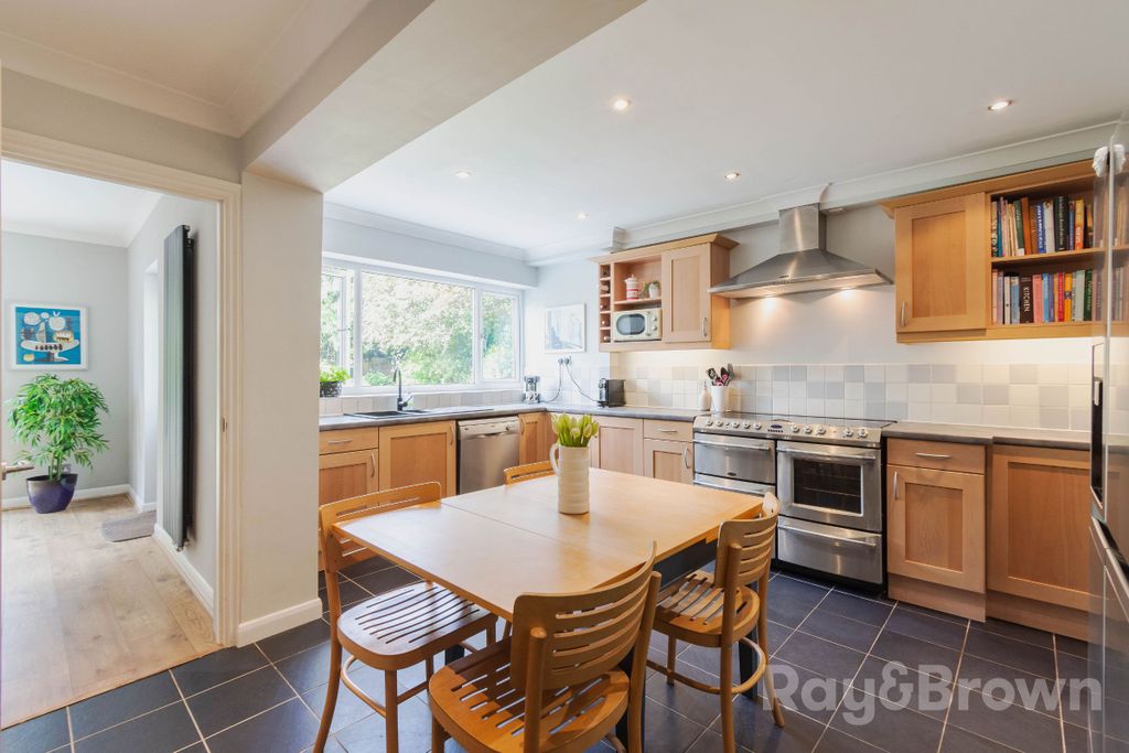 Property photo 3 of 55