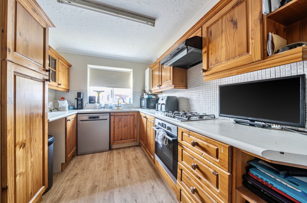 Property photo 3 of 18 1420318-13-69A96F0Bc0d3c