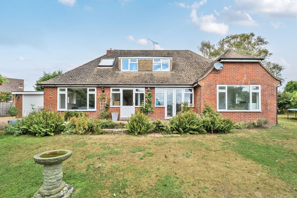 Property photo 1 of 11