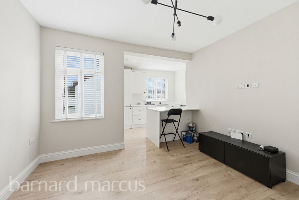 Property photo 1 of 8 Image