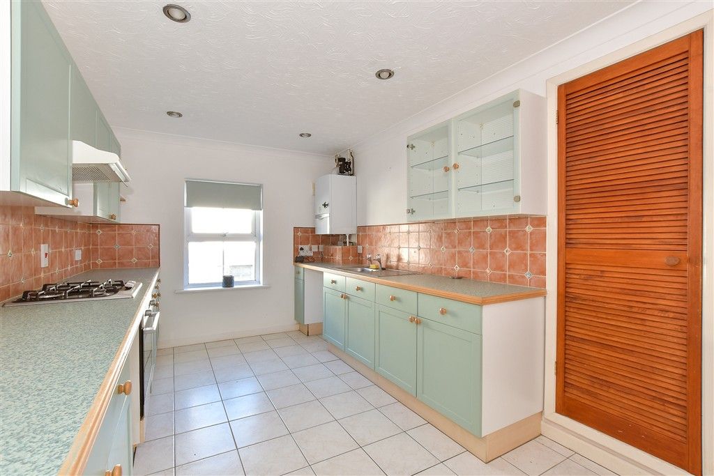 Property photo 2 of 13 Kitchen/ Dining Room