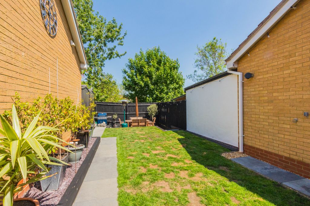 Property photo 3 of 17 Rear Garden
