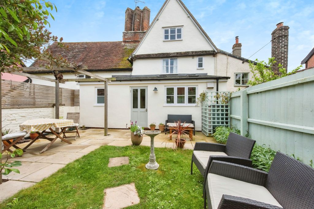 Property photo 1 of 17