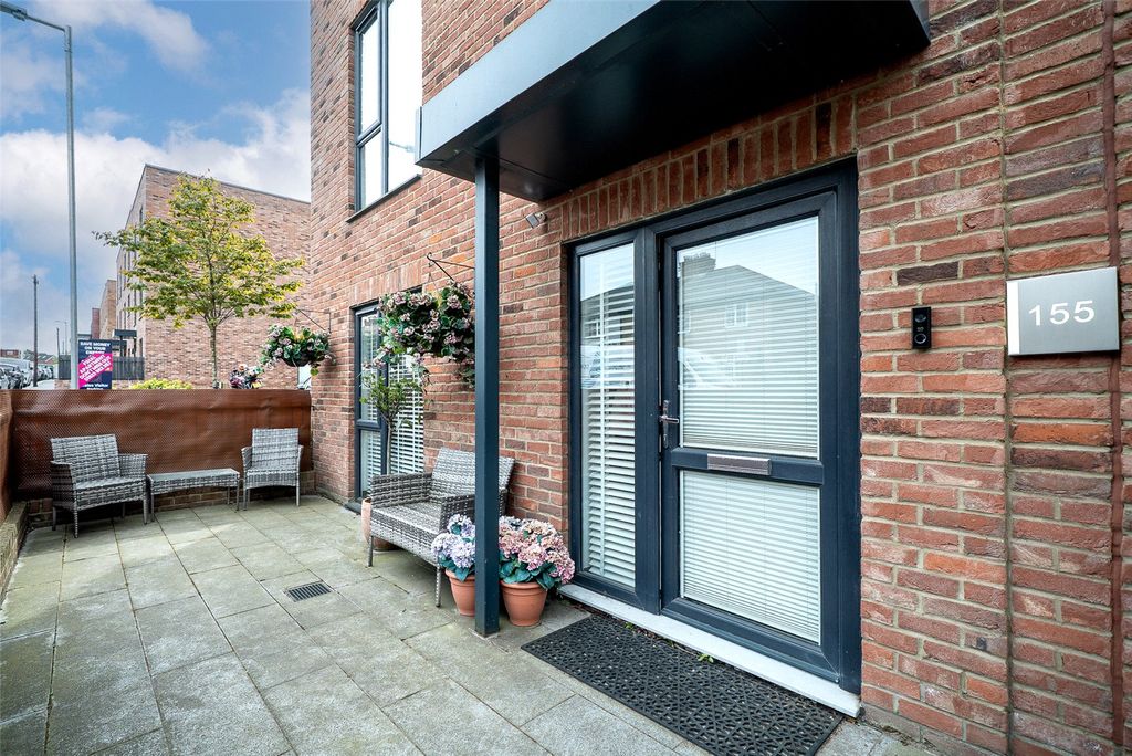 Property photo 1 of 25 Picture No. 06