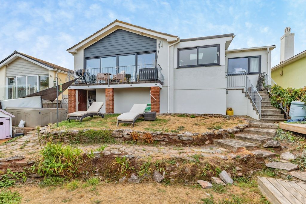 Property photo 1 of 22 Pbox-Img.Jpg