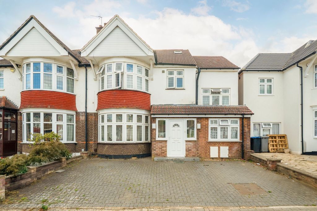 Property photo 1 of 19