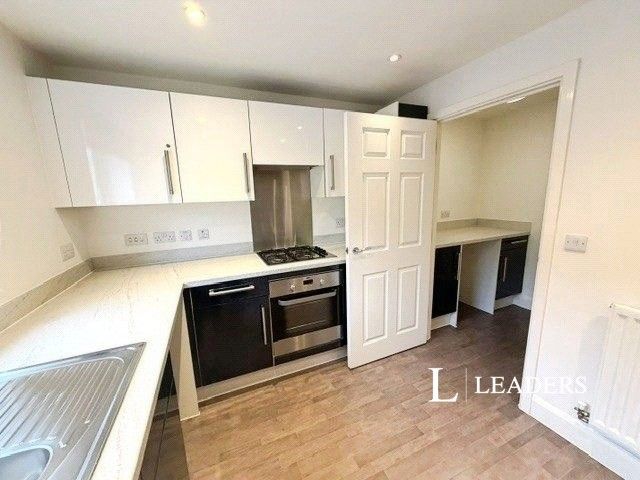 Property photo 3 of 13 Pbox-Img.Jpg