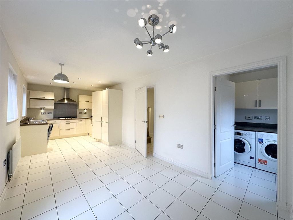Property photo 2 of 25 6.Jpg